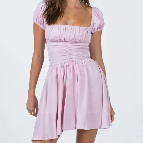 Princess Polly Dresses & Skirts - princess polly size 2 light pink dress